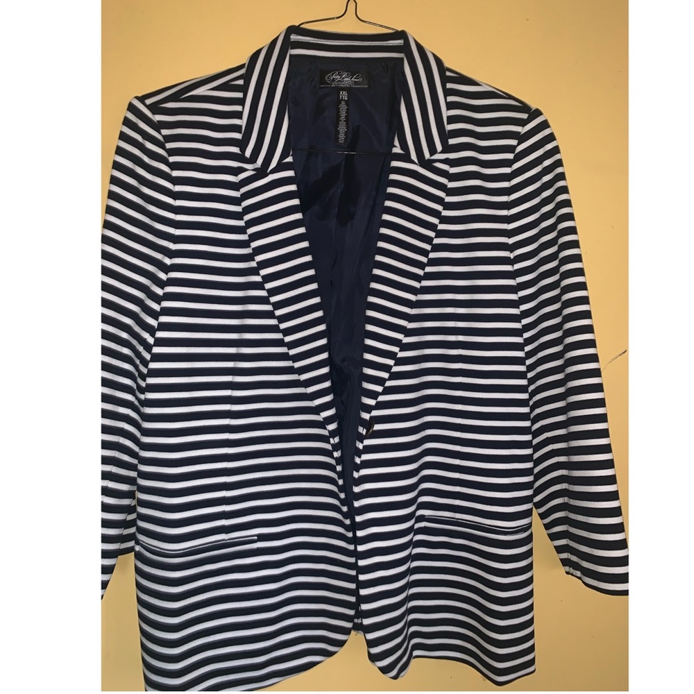 Aeropostale navy and white stripes blazer